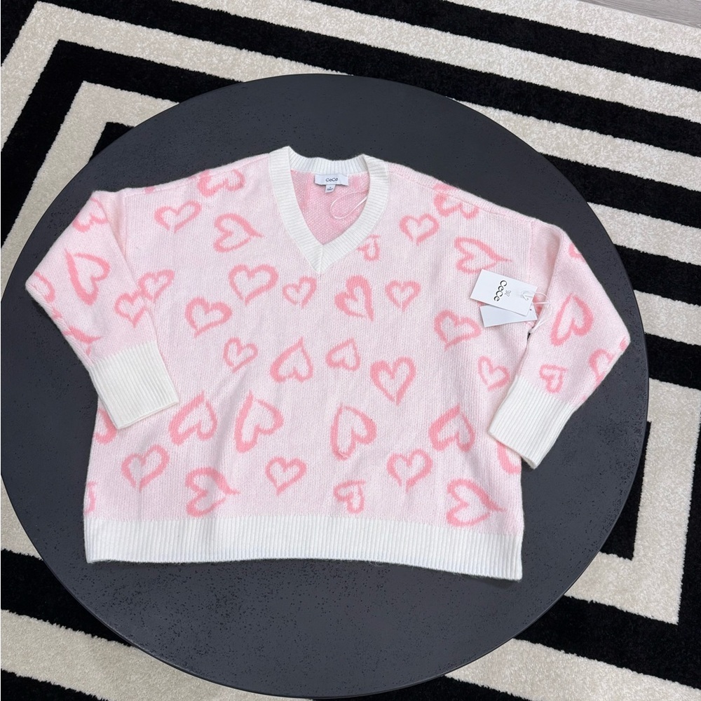 CECE Hearts Valentine's Day V-Neck Super Soft Sweater Size Medium NWT (FLAWED)